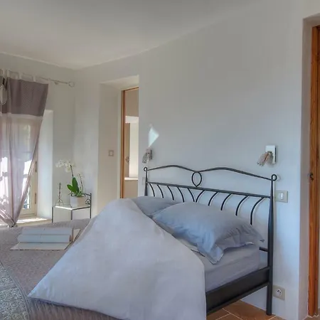 Holiday home La Pourtoune